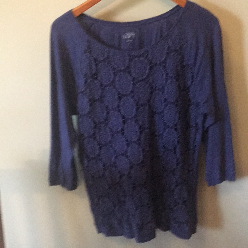 Loft top with lace front